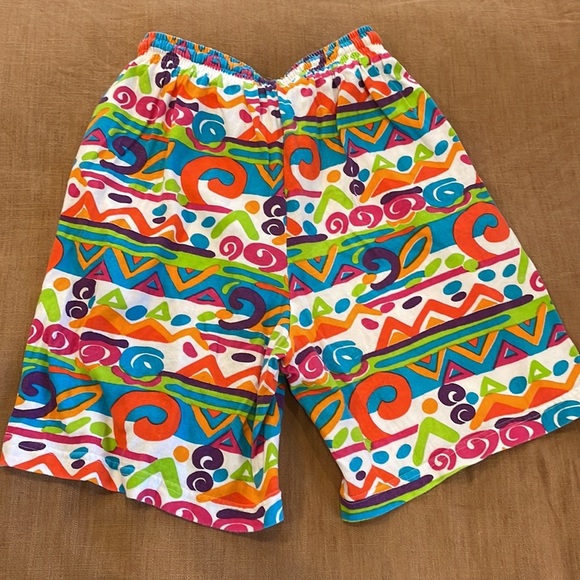 Abernathy Sport vintage abstract 90’s Y2K Fresh Prince shorts - Picture 6 of 6